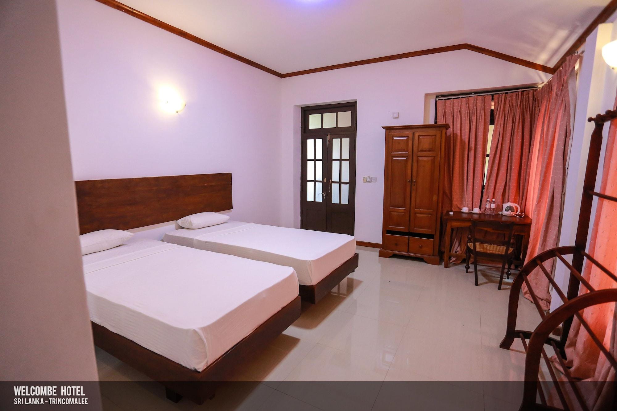 Welcombe Hotel Trincomalee Buitenkant foto